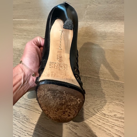 Michael Kors leather heel sandals - Picture 8 of 10